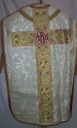 Ornement blanc 4 : chasuble