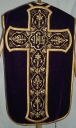 Ornement violet : chasuble, voile de calice