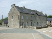 Les anciennes écoles de la commune de Berrien