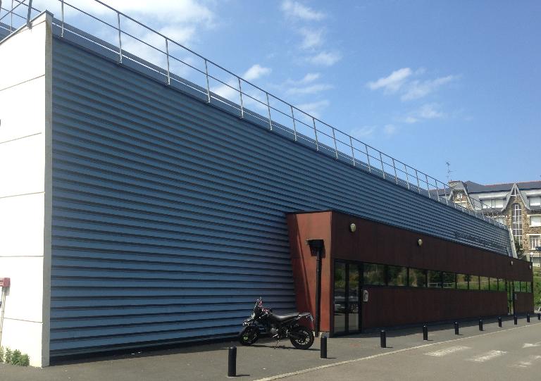 Gymnase Roger Boulin, 7 rue de Dinard (Lamballe fusionnée en Lamballe-Armor en 2019)