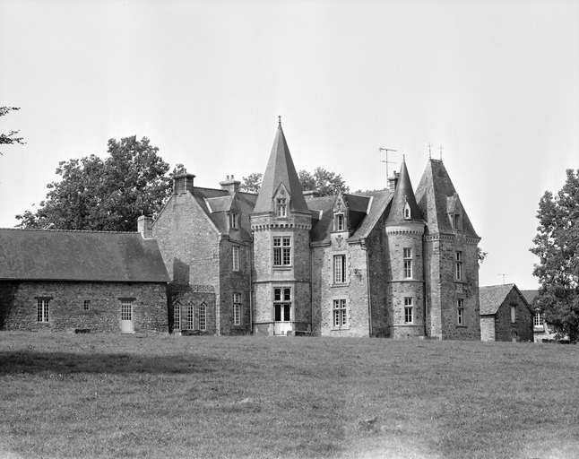 Château de la Cour-de-Taillis, ou des Cours-Taillis (Taillis)