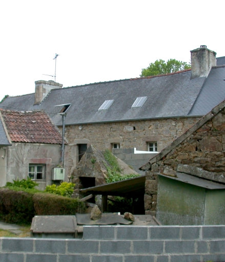 Maison, route de Mézernec (Louannec)