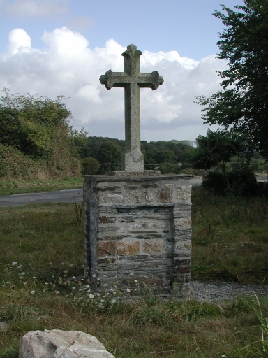 Croix monumentale, le Pé (Sainte-Marie)