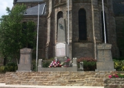Monument aux morts de la guerre 1914-1918, rue Adrien Rebours (Ploubazlanec)