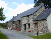 Alignement de trois logis, Mérignac (Maxent)