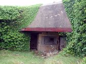Casemate avec créneau blindé de type 505 inversé (A 35 / 22), Enez Vihan (Landéda)