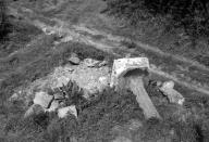 Croix de chemin dite de Pont-Riou (Collorec)