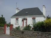 Maison dite le Chalet Blanc, 8 rue Armand Sorgniard (Pléneuf-Val-André)