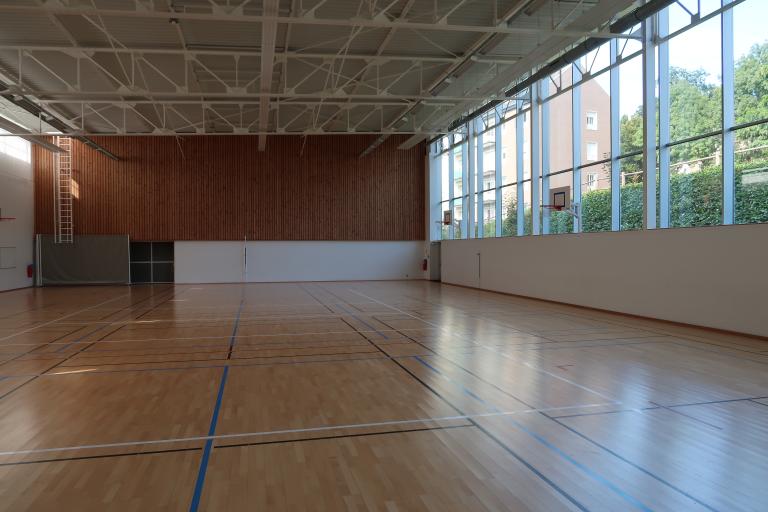 Gymnase du collège Brizeux, 8 rue Bourg-les-Bourgs (Quimper)