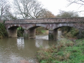 Les ponts et gares sur la commune de Montfort-sur-Meu