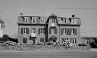 Hôtel de voyageurs dit Hôtel de la Plage, puis Grand Hôtel de la Plage, puis Grand Hôtel de Trestraou et de la Plage, 45 boulevard Joseph-Le-Bihan, Trestraou (Perros-Guirec)