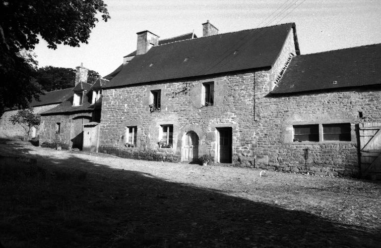 Maison, Coz Len (Locmalo)