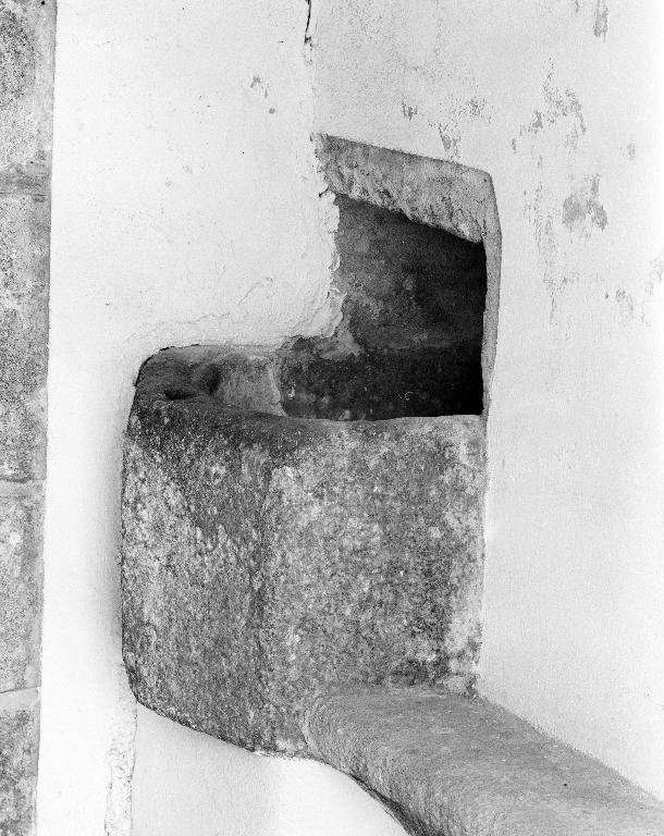 Fonts baptismaux 2, église paroissiale Sainte-Édiltrude (Tréflez)