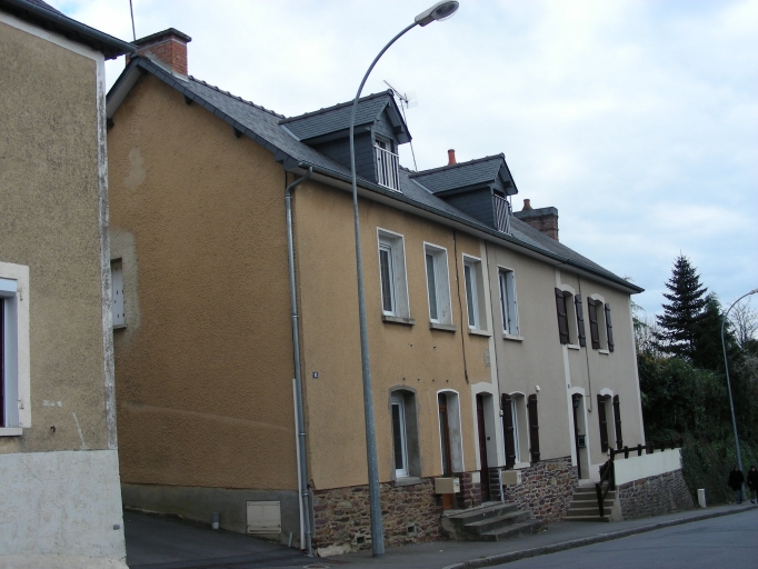 Alignement de deux maisons, 11-13 rue Gaudrine (Bruz)