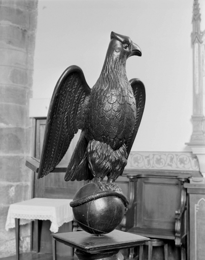 Lutrin (aigle-lutrin)