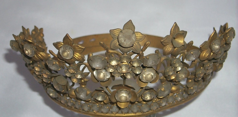 Ensemble de 3 couronnes de statue