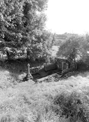 Fontaine de Dévotion dite Fontaine du Coq, C.D. 50 (Bulat-Pestivien)