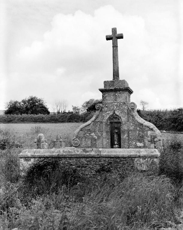 Fontaine de dévotion Sainte-Édiltrude, Santes-Ventroc (Tréflez)