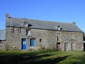 Alignement de deux maisons, la Ville Orient (Trémeheuc)