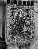 Bannière de procession paroissiale : Sainte Étheldrède, Calvaire, église paroissiale Sainte-Édiltrude (Tréflez)