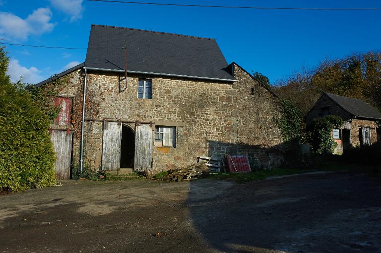 Maison, Les Bois (Dompierre-du-Chemin fusionnée en Luitré-Dompierre en 2019)