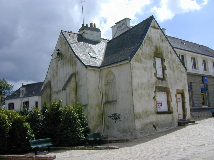 Chapelle Saint-Laurent, place Saint-Michel (Quimperlé)