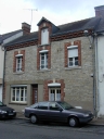 Maison à boutique, 17 rue Pierre Marchand (Noyal-sur-Vilaine)