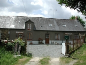 Alignement de maisons, la Chenac (Langon)