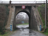 Pont (voie ferrée), rue du Moulin (Brécé)