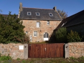 Les manoirs, les maisons, les logis, les fermes et le presbytère sur la commune de Pleubian