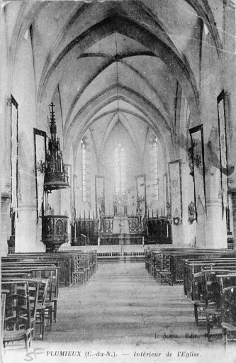 Eglise Paroissiale Saint-Pierre (Plumieux)