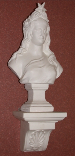 Buste sur culot : Marianne