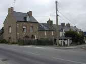 Alignement de maisons, 1 à 9 rue des Lilas (La Richardais)