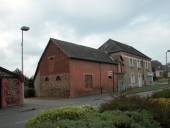 Auberge, puis boucherie, 2 rue de la Poterie ; angle de l'avenue Général de Gaulle (Chartres-de-Bretagne)