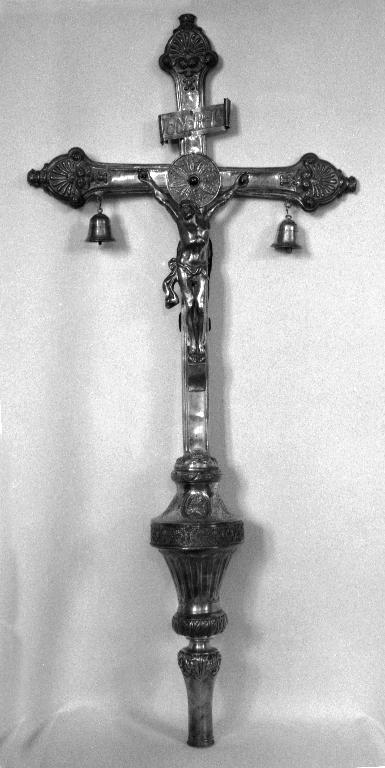 Croix de procession, église paroissiale Saint-Hervé (Lanhouarneau)