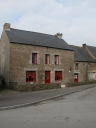 Maison, 4 place de l'Eglise (Pleugueneuc)