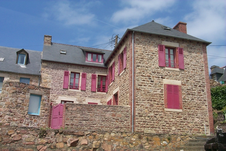 Maison 2, quai de Kastell Uhel, Loguivy-de-la-Mer (Ploubazlanec)