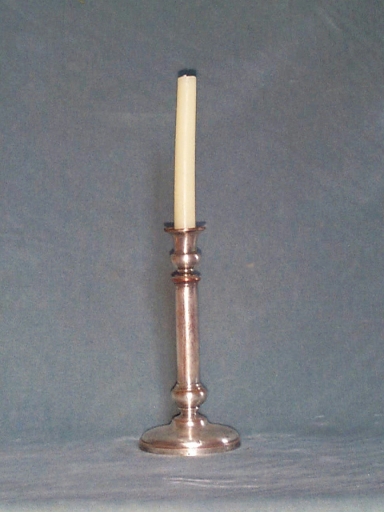 Chandelier d'autel 1