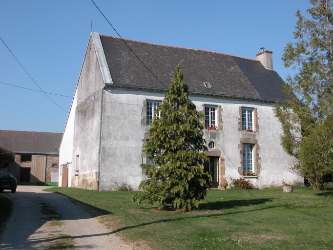 Manoir, puis ferme, la Gousserie (Bais)
