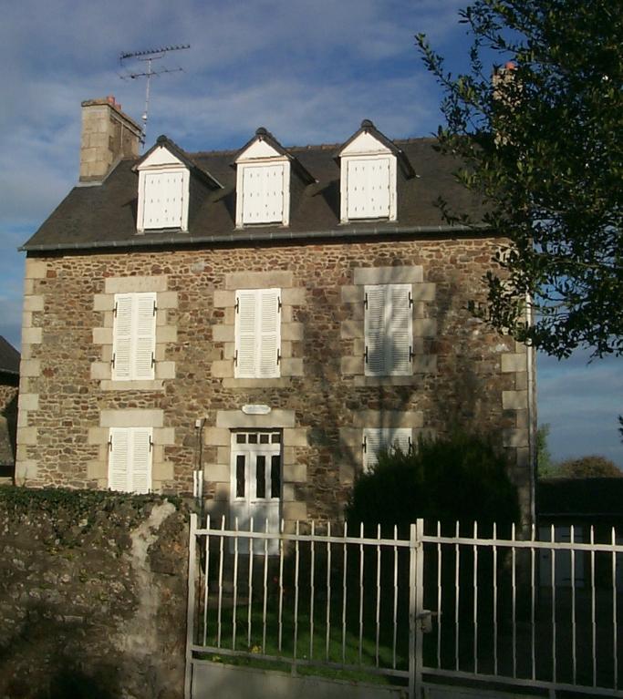 Maison dite les Flots Bleus, 21 rue des Dalliots (Tréveneuc)