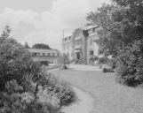 Hôtel de voyageurs dit Hôtel Bellevue, 20 rue des Calculots, Sainte-Anne (Trégastel)