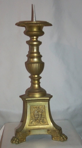 Ensemble de 6 chandeliers d'autel