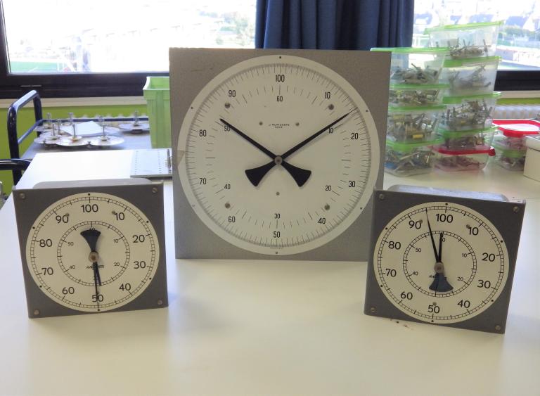 Collections pédagogiques du Lycée Maupertuis, 1 Rue Pierre de Coubertin (Saint-Malo)