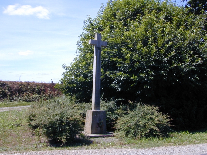 Croix de chemin, route départementale 794 (Saint-Léger-des-Prés)