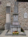Monument aux morts, rue Saint-Pierre (Drouges)