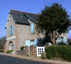 Maison, 3 rue de la Poste (Trélévern)