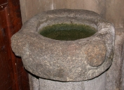 Mesure à grains aujourd'hui utilisée comme bénitier