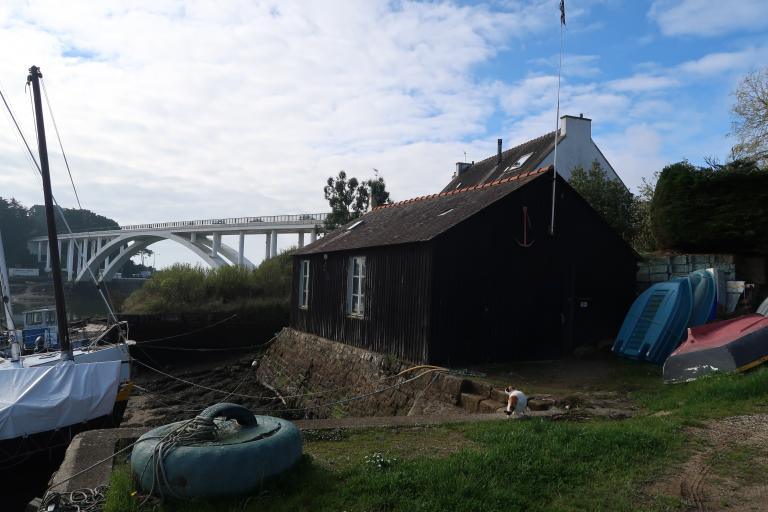 Cabane, cale (2) (La Trinité-sur-Mer)