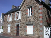 Maison, 26 rue Joseph Camard (Etables-sur-Mer fusionnée en Binic-Etables-sur-Mer en 2016)