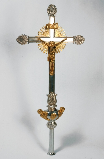 Croix de procession ; hampe de procession (N°4)